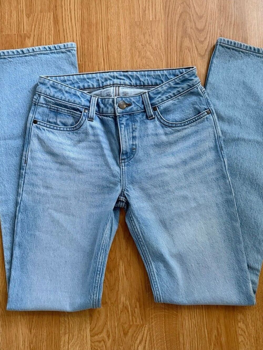 Wrangler Sample Bootcut Mid Rise Flare Jeans Light Wash 28” Waist